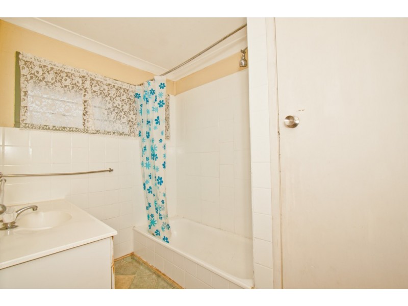 8 Benton Street, Acacia Ridge QLD 4110