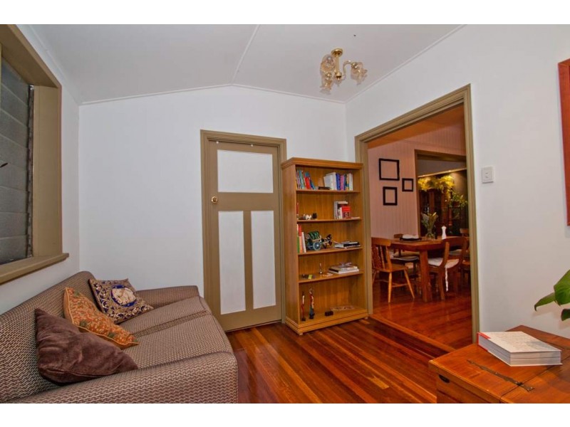 164 Fairfield Road, Fairfield QLD 4103