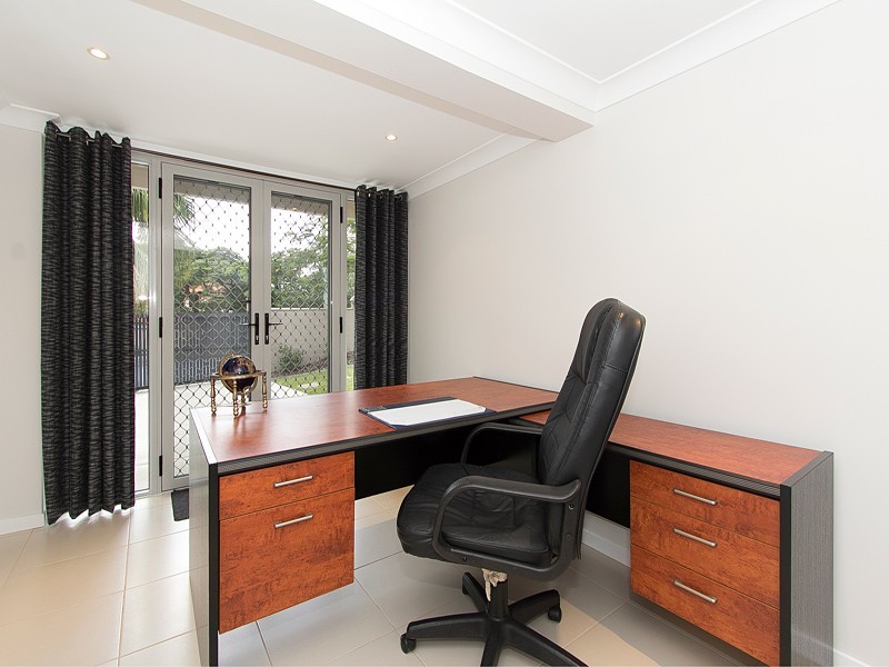 1 Ellington Street, Tarragindi QLD 4121