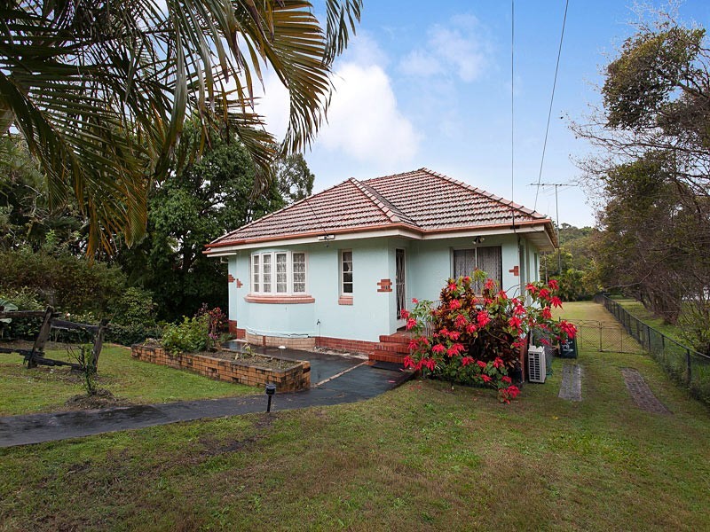 25 Pembroke Road, Coorparoo QLD 4151