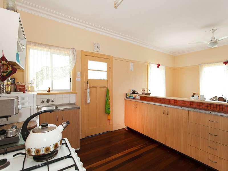 25 Pembroke Road, Coorparoo QLD 4151