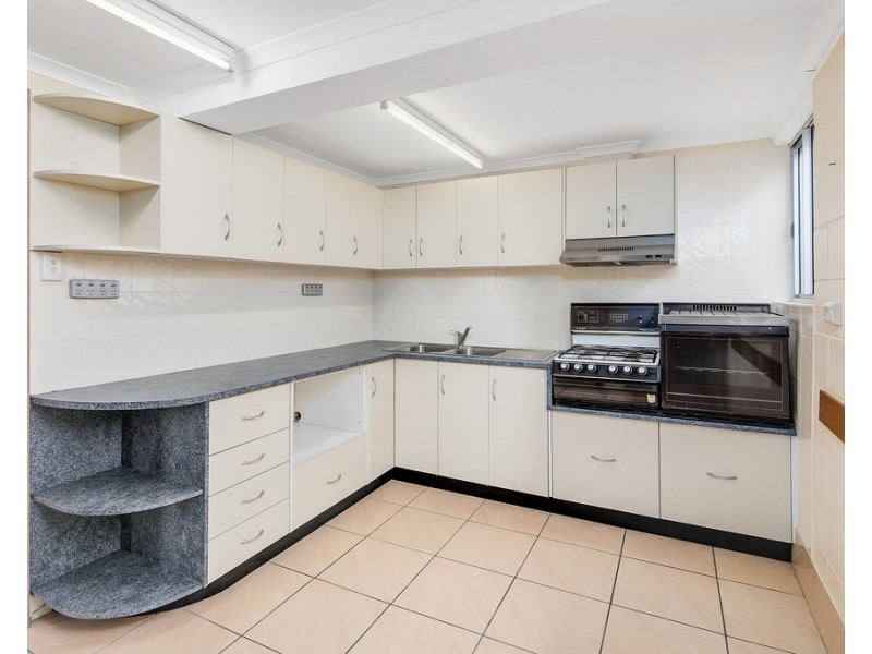 68 Deighton Road, Dutton Park QLD 4102