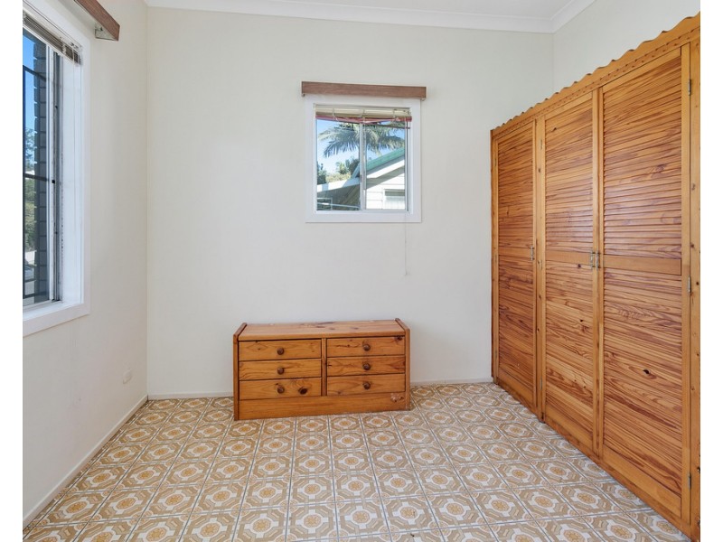 68 Deighton Road, Dutton Park QLD 4102