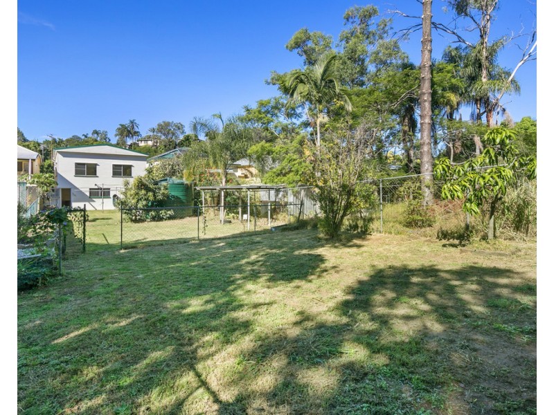 68 Deighton Road, Dutton Park QLD 4102