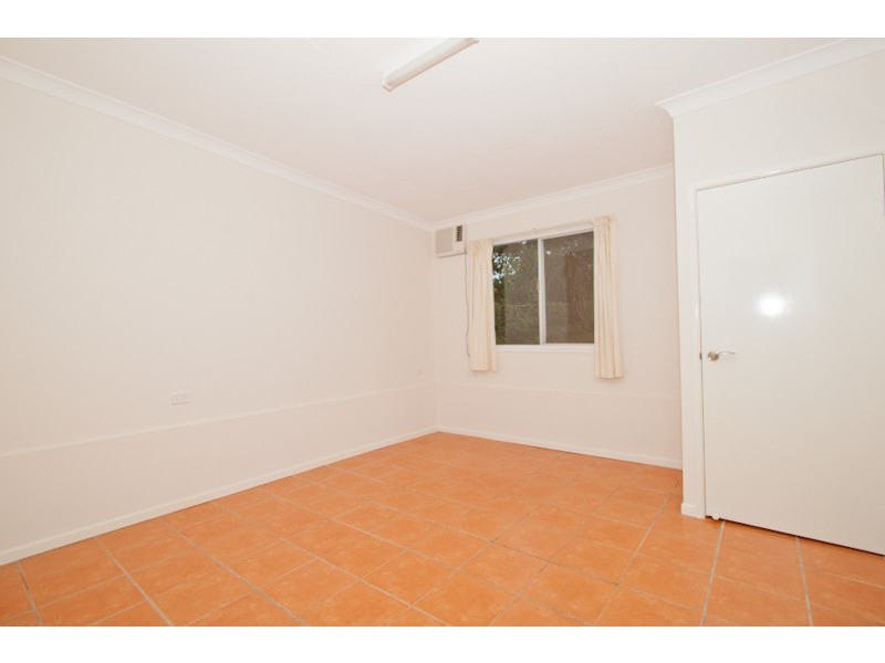 211 Venner Road, Fairfield QLD 4103