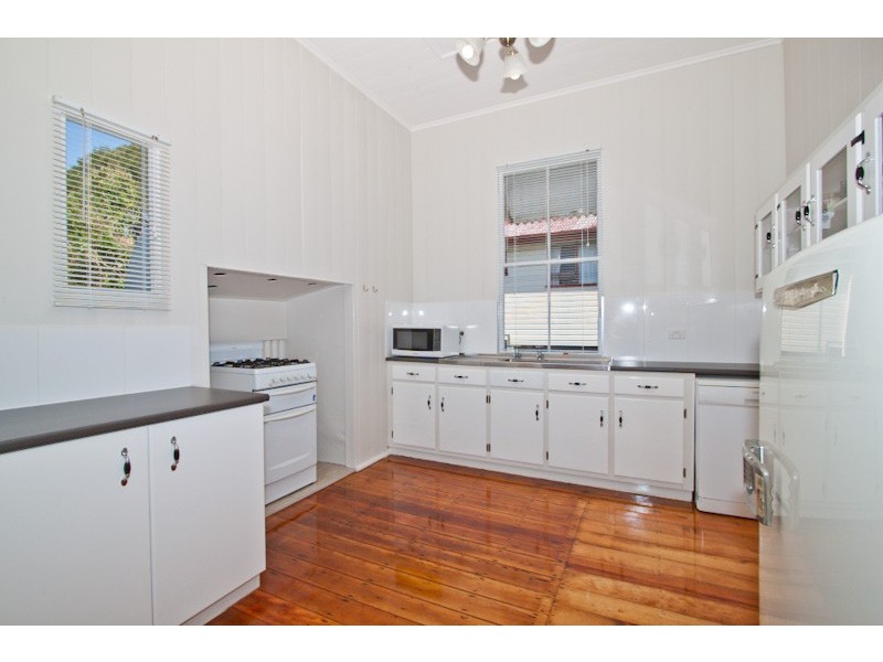 14 Walton Street, Dutton Park QLD 4102