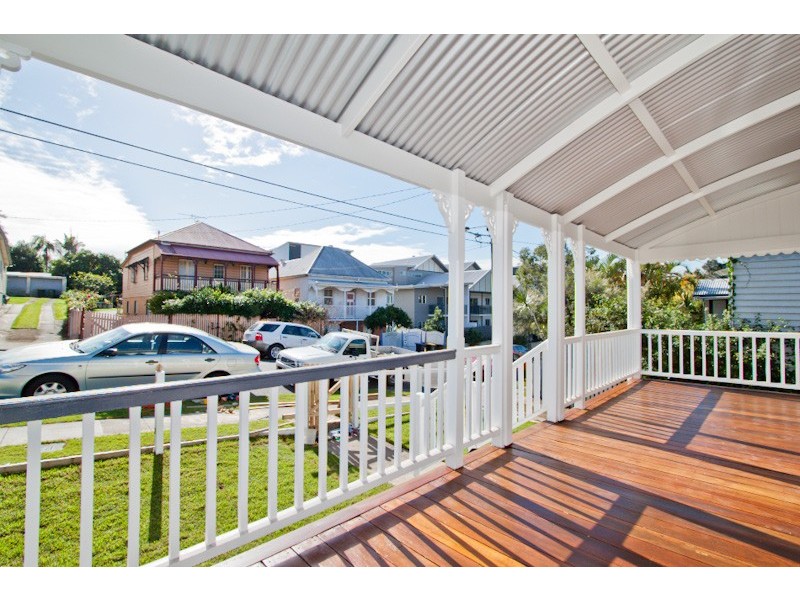 14 Walton Street, Dutton Park QLD 4102