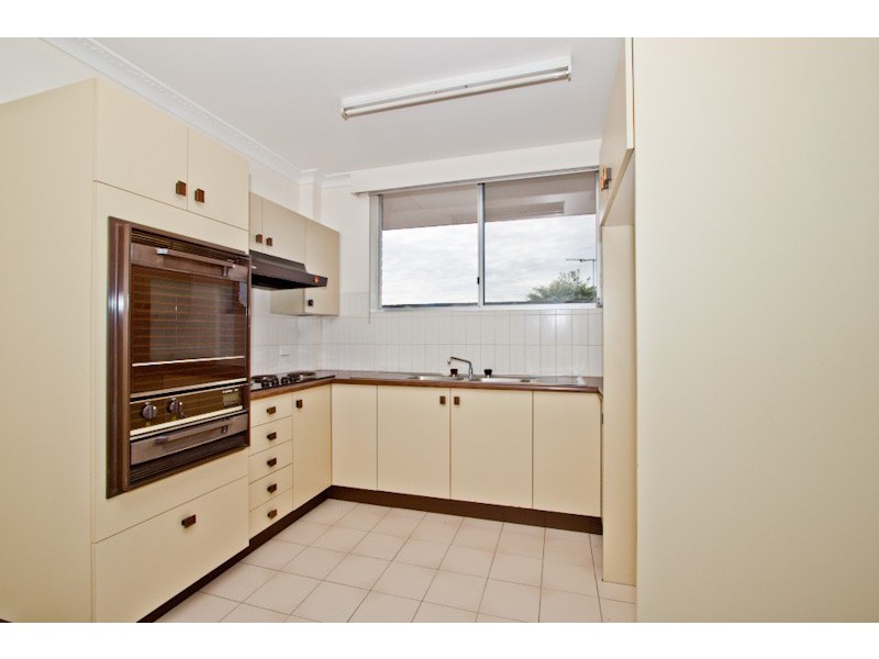 5/13 Crown Street, Holland Park West QLD 4121