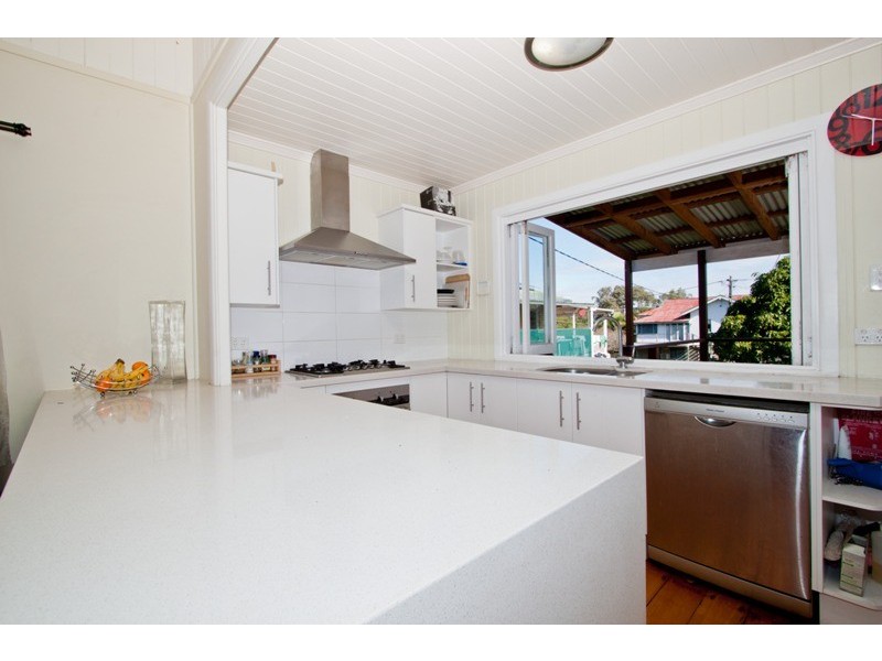 50 Archibald Street, Fairfield QLD 4103