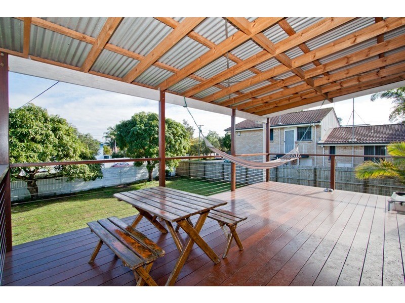 50 Archibald Street, Fairfield QLD 4103