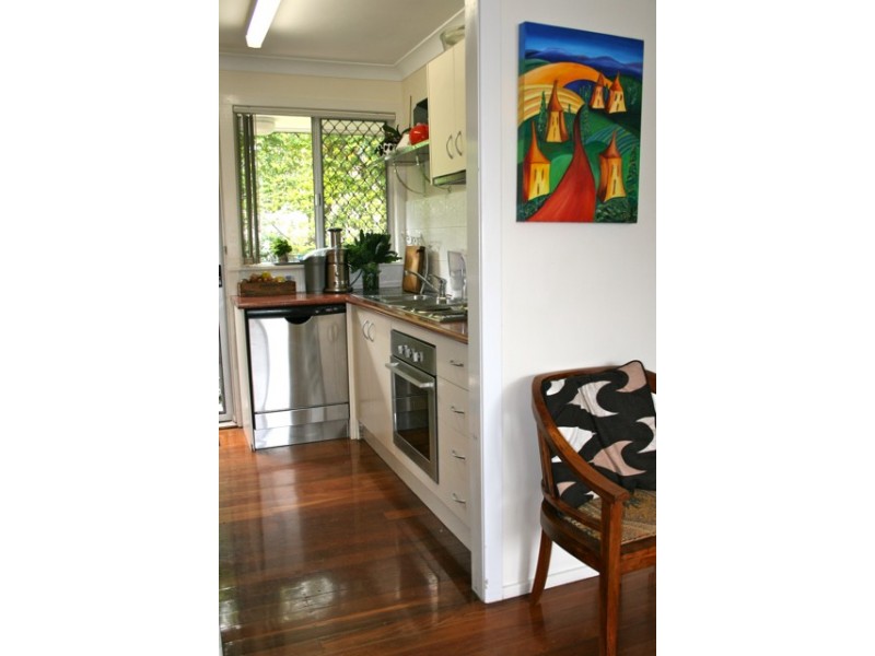 2/19 Cronin Street, Annerley QLD 4103