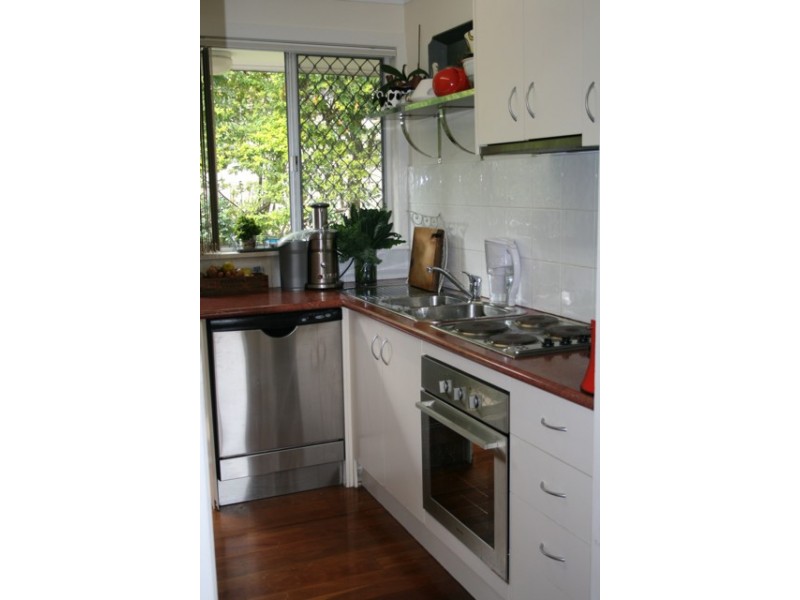 2/19 Cronin Street, Annerley QLD 4103