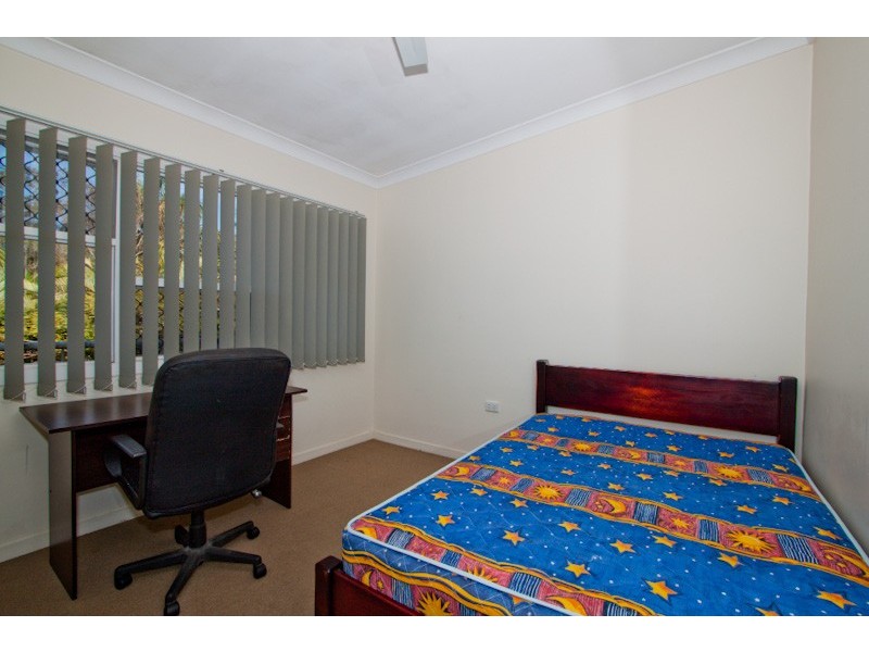 3/845 Logan Road, Holland Park West QLD 4121