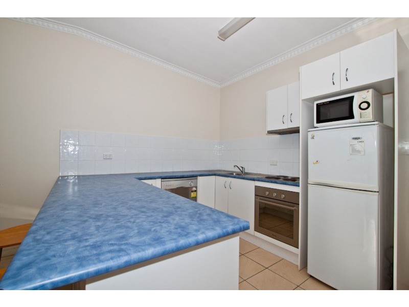 3/845 Logan Road, Holland Park West QLD 4121