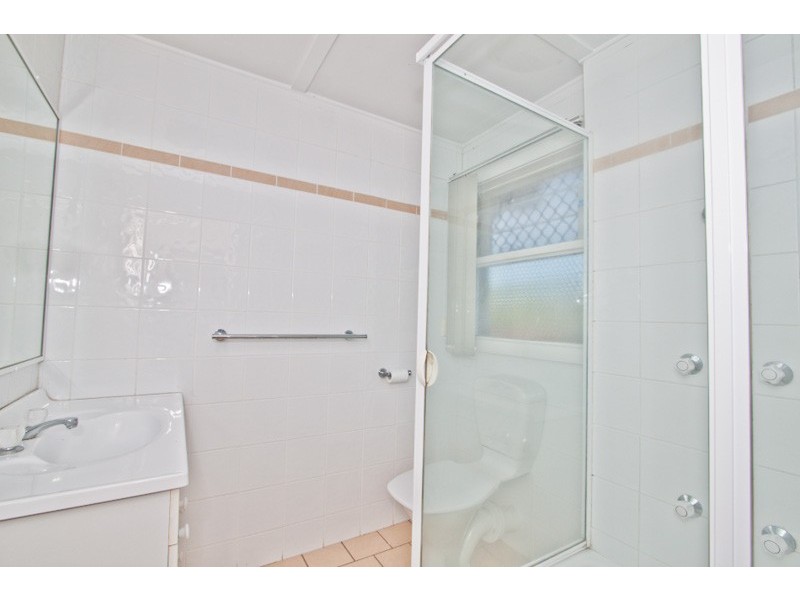 3/845 Logan Road, Holland Park West QLD 4121