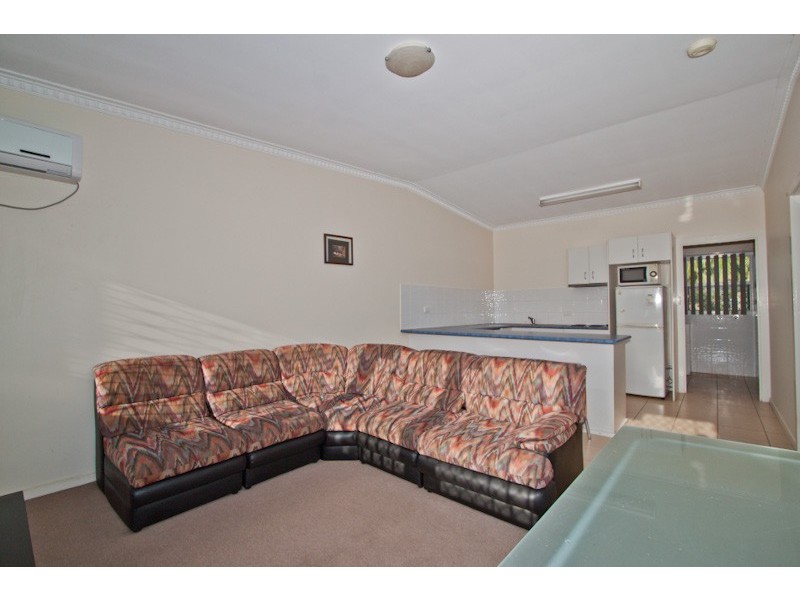 3/845 Logan Road, Holland Park West QLD 4121