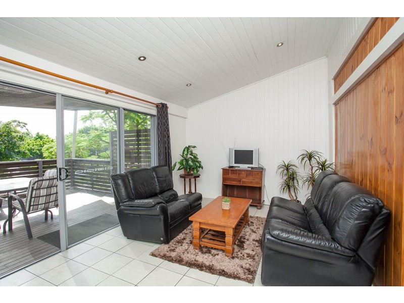 120 Ekibin Road, Annerley QLD 4103