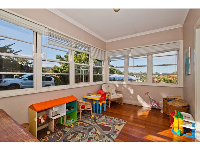 16 Errington Street, Moorooka QLD 4105