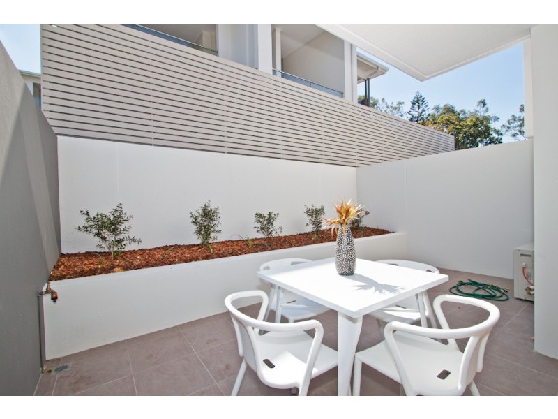 21 Fenton Street, Fairfield QLD 4103