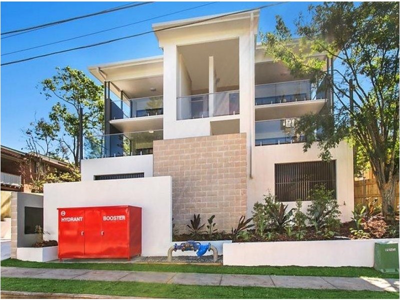 21 Fenton Street, Fairfield QLD 4103