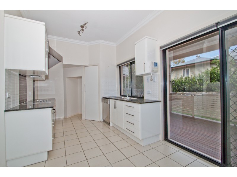 1/48 Yeronga Street, Yeronga QLD 4104