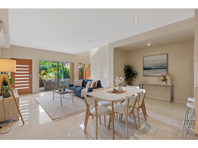 64 Tamworth Street, Annerley QLD 4103