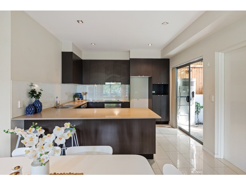 64 Tamworth Street, Annerley QLD 4103