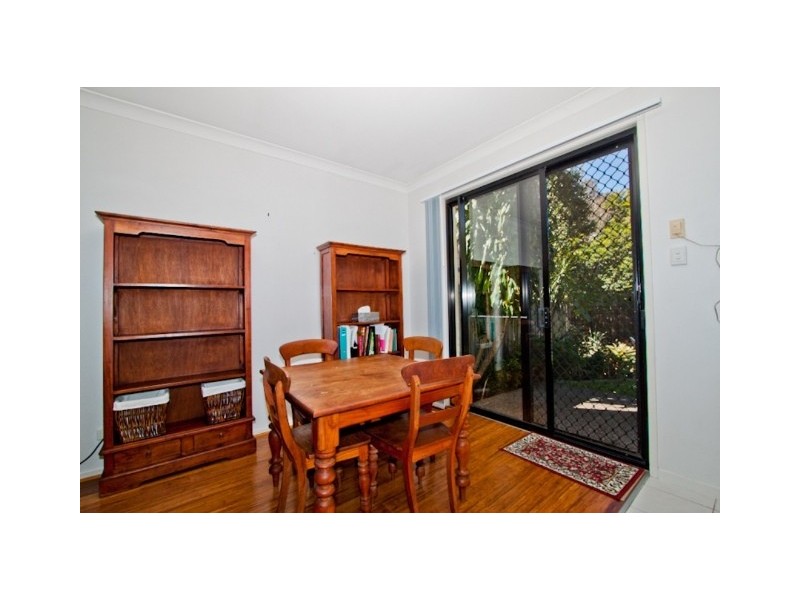 1/4 Clydesdale Avenue, Annerley QLD 4103