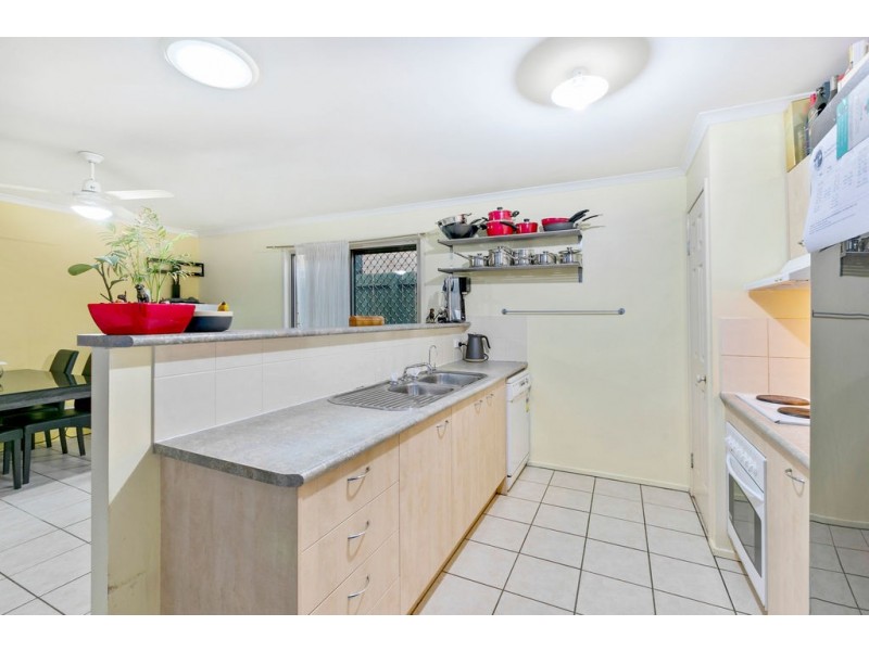 29 Rookwood Avenue, Coopers Plains QLD 4108