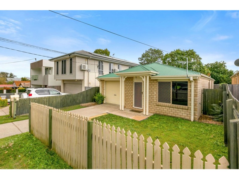 29 Rookwood Avenue, Coopers Plains QLD 4108