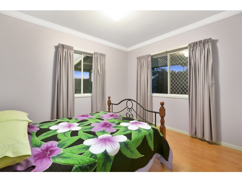 15 Upwood Street, Coopers Plains QLD 4108