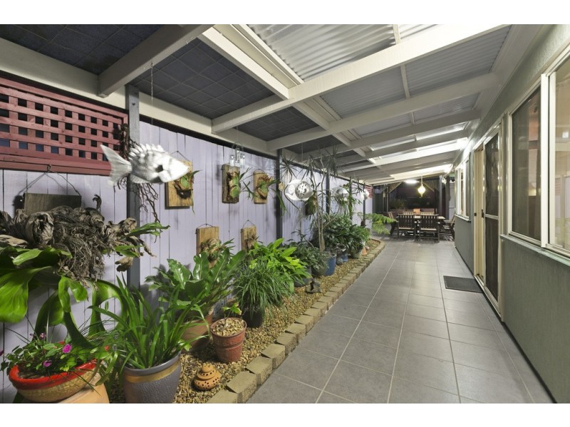15 Upwood Street, Coopers Plains QLD 4108