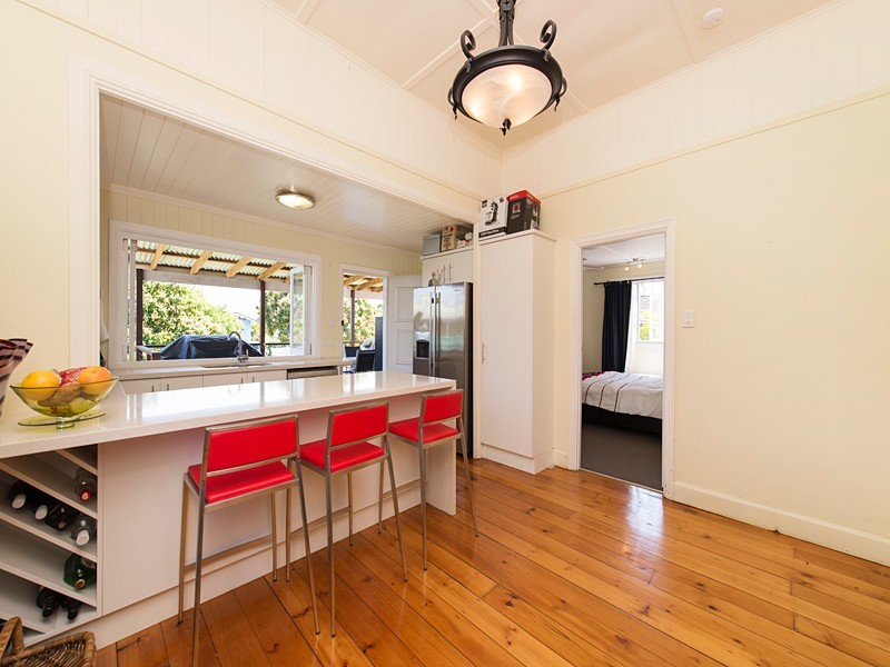 50 Archibald Street, Fairfield QLD 4103