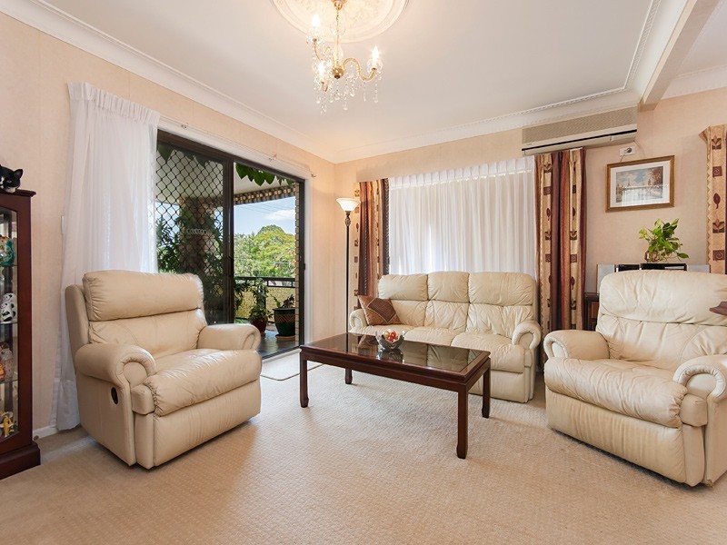 18 Orvieto Street, Yeronga QLD 4104