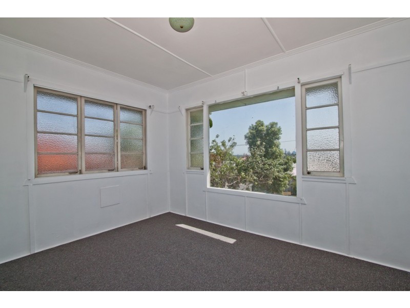 39 Mayfield Road, Moorooka QLD 4105