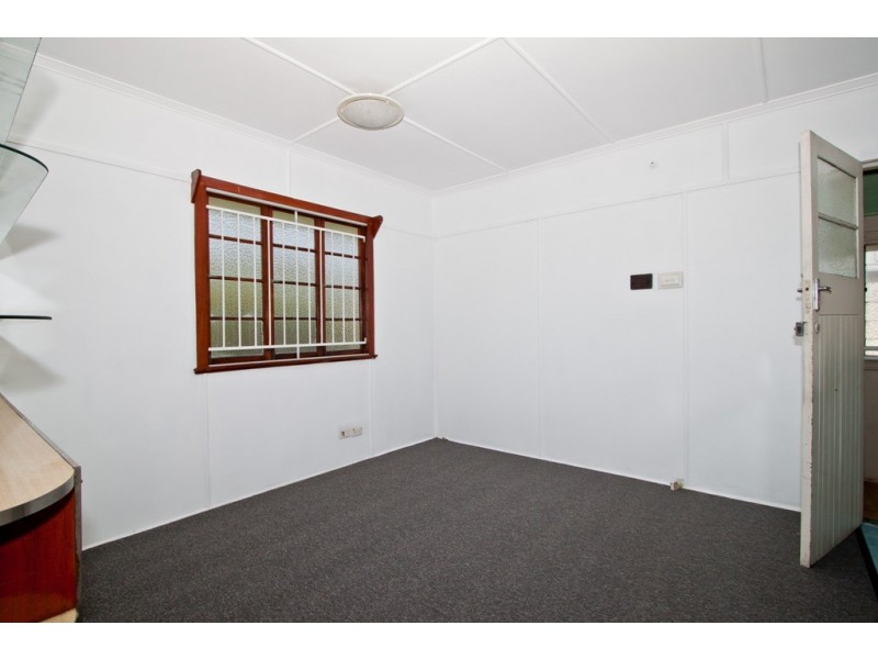 39 Mayfield Road, Moorooka QLD 4105