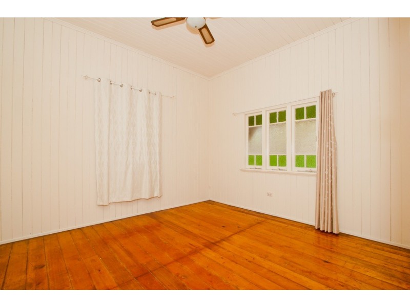 72 Fairfield Road, Fairfield QLD 4103