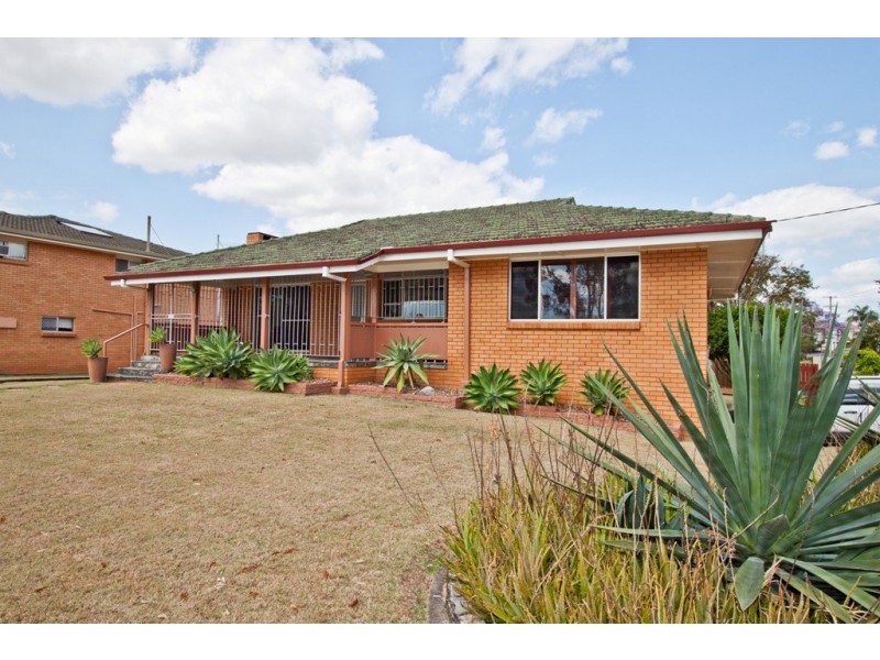 89 Nadine Street, Graceville QLD 4075