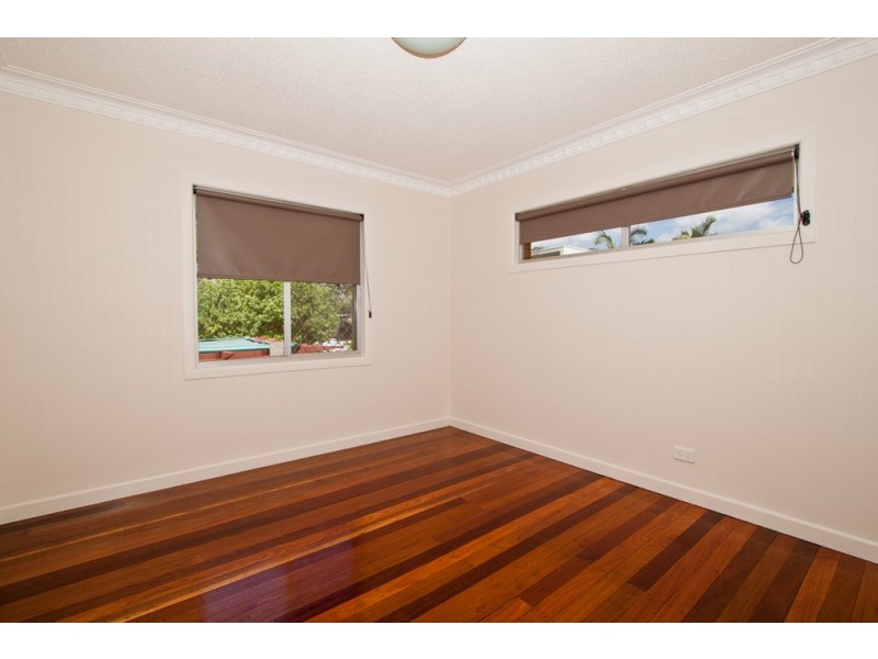 89 Nadine Street, Graceville QLD 4075