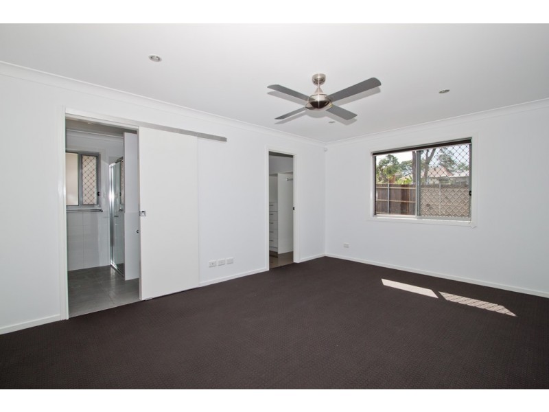 126 Sanderling Street, Inala QLD 4077