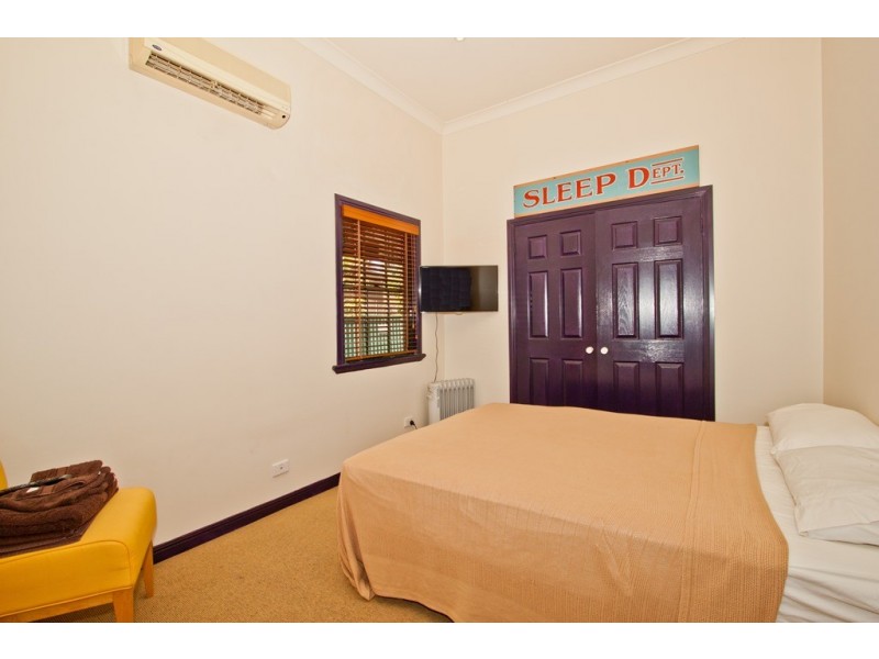 130 Fairfield Road, Fairfield QLD 4103