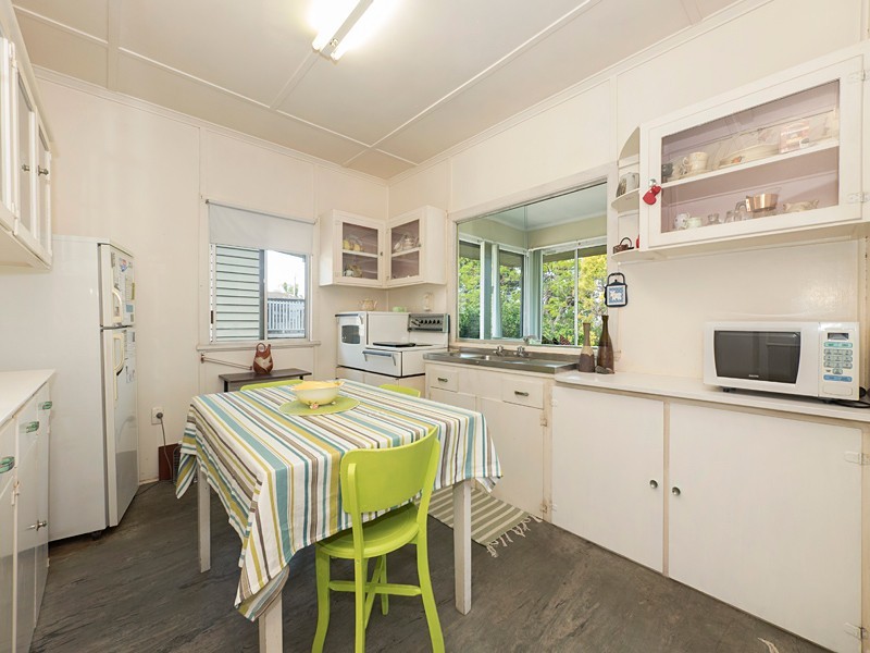 34 Broadway Street, Carina QLD 4152