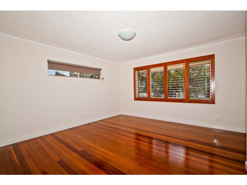 89 Nadine Street, Graceville QLD 4075