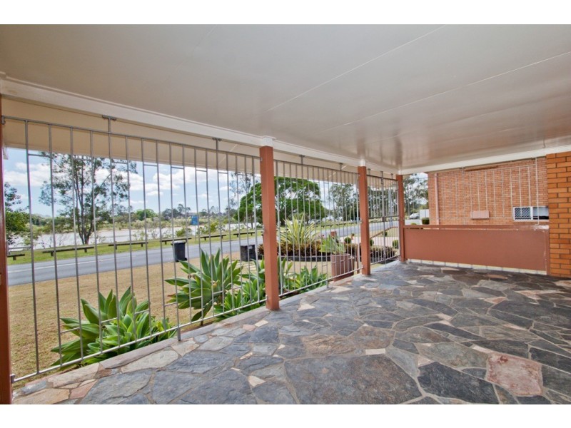 89 Nadine Street, Graceville QLD 4075