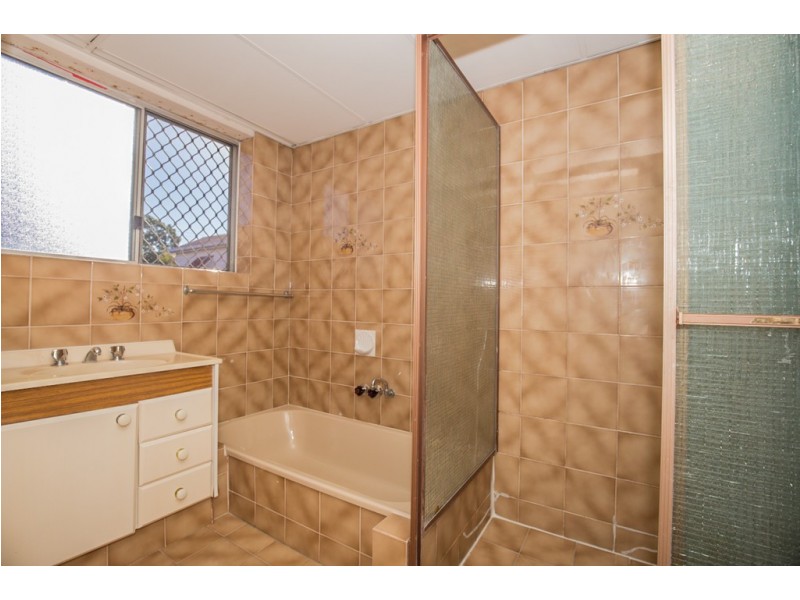 4/88 Victoria Terrace, Greenslopes QLD 4120