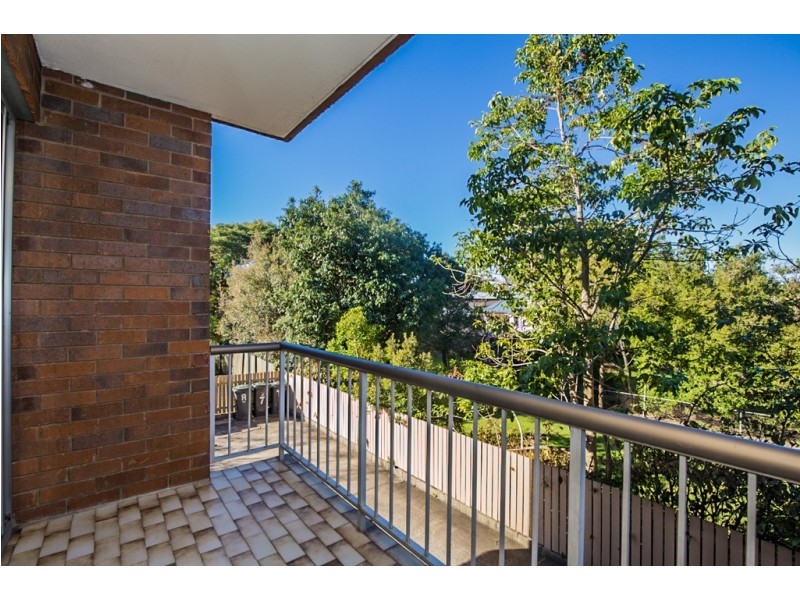 4/88 Victoria Terrace, Greenslopes QLD 4120