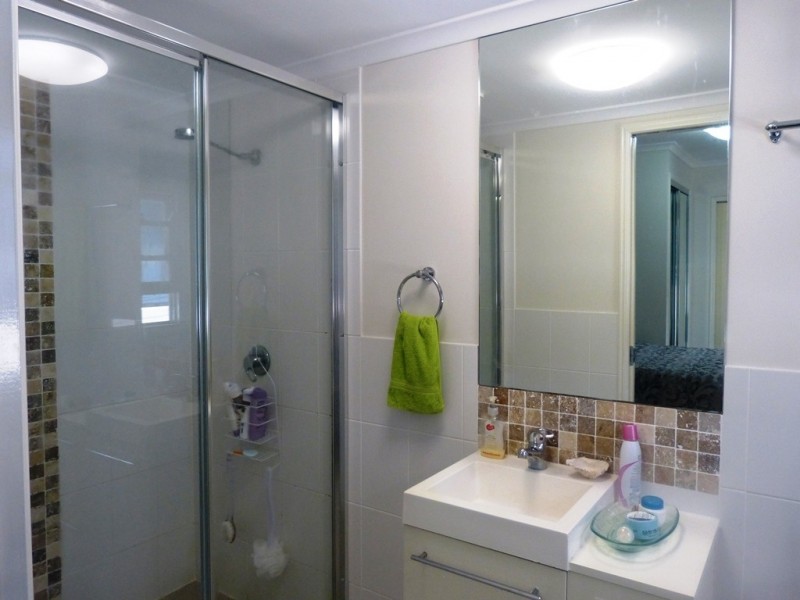 21 Palmer Street, Greenslopes QLD 4120