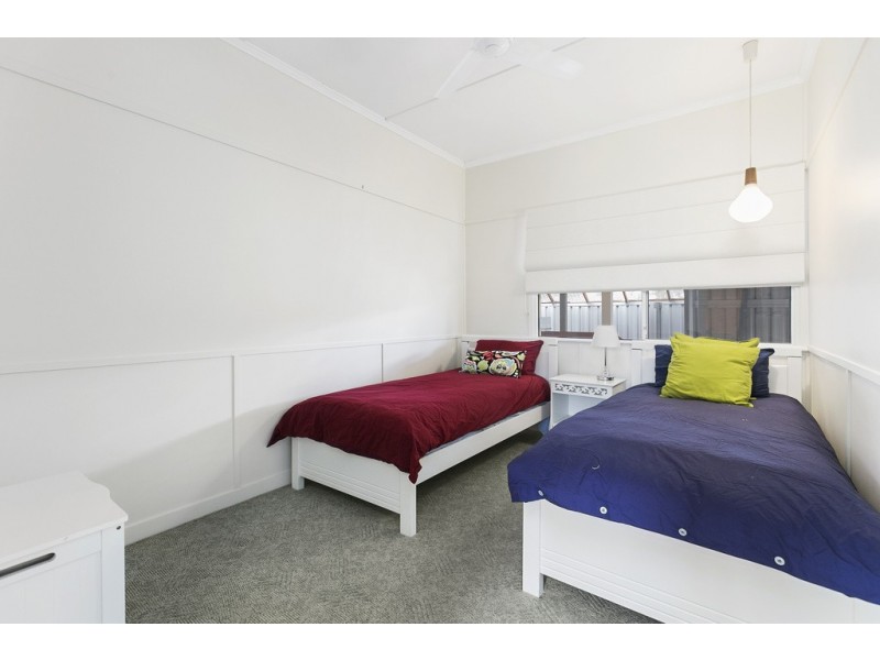 6 Beechcroft Street, Coopers Plains QLD 4108