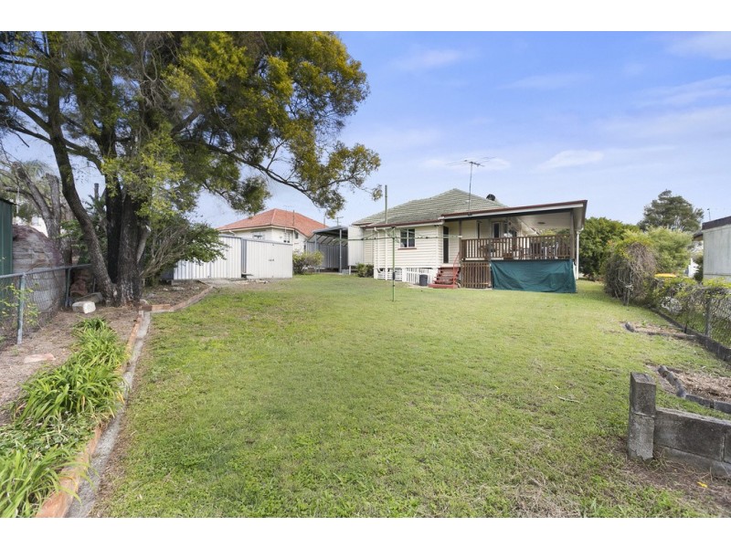 6 Beechcroft Street, Coopers Plains QLD 4108