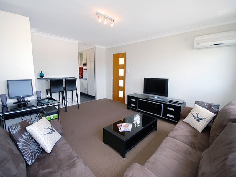 4/10 Cross Street, Fairfield QLD 4103